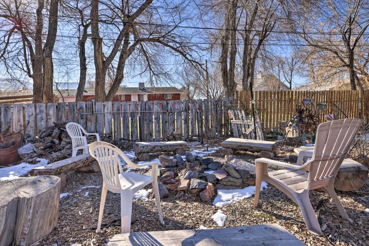Cozy And Vintage Cedar City Apartment With Fire Pit! Екстериор снимка